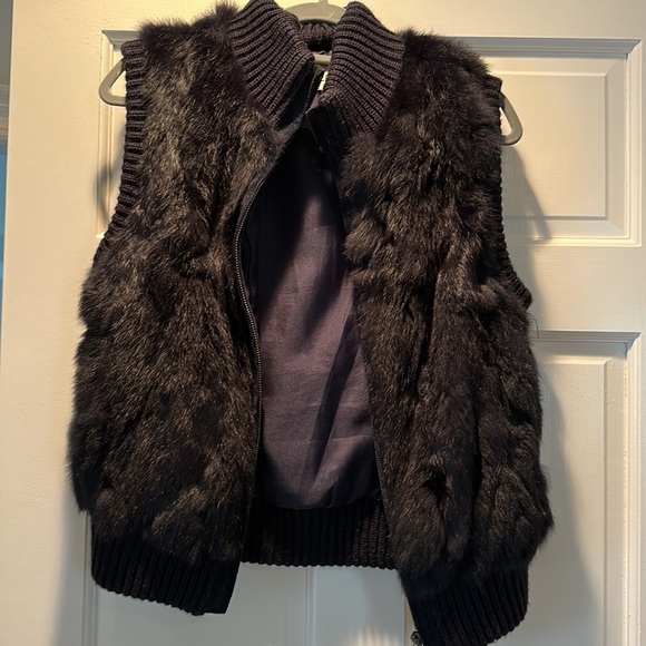 Pologeorgis Deep Navy Blue Rabbit Fur Zip-Up Vest - Picture 5 of 6